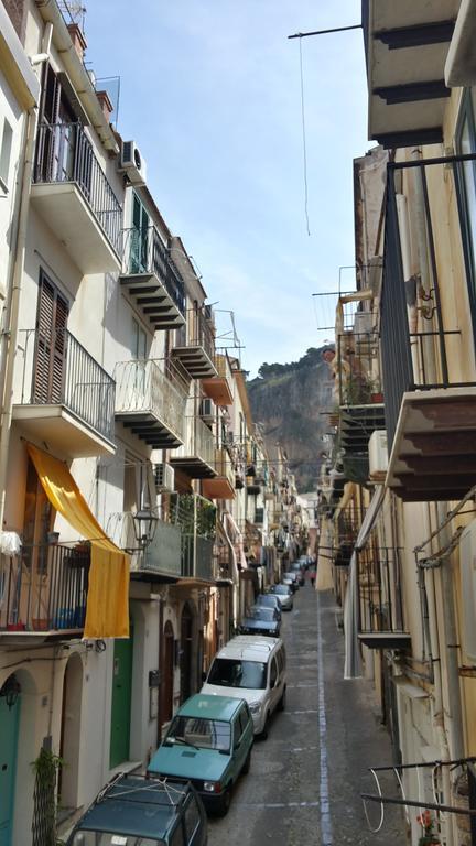 Apartments Welcome To Cefalu 2 Bagian luar foto